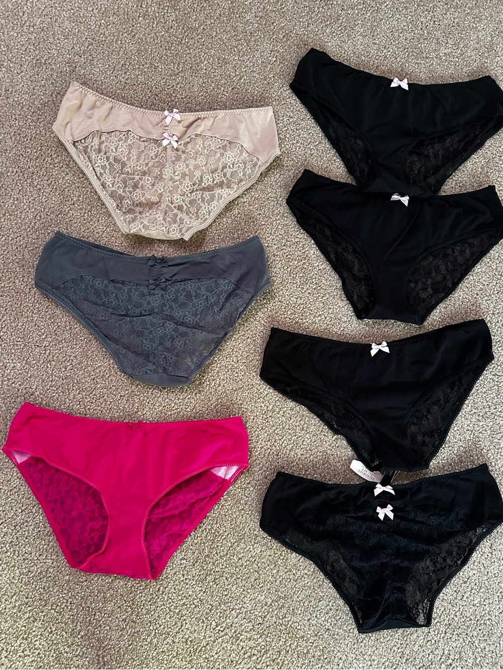 7 pairs Victoria's Secret Back Lace Low rise Hip Hugger Bikini Panty Large